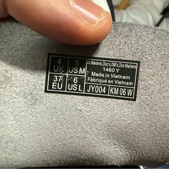 Dr. (Doc) Martens 1460W Air Wair, Unisex Boots, White Size: 6 - Picture 3 of 6